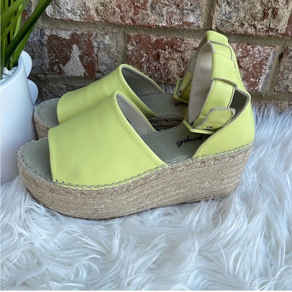 New Free People Sunny Lime Leather Coastal Platform Wedge Burlap Sandals
39/US 9 - Picture 5 of 13